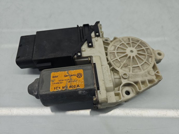 Motoras geam dreapta fata Volkswagen Golf 4 Variant (1J5) [Fabr 1999-2005] 1C1959802A