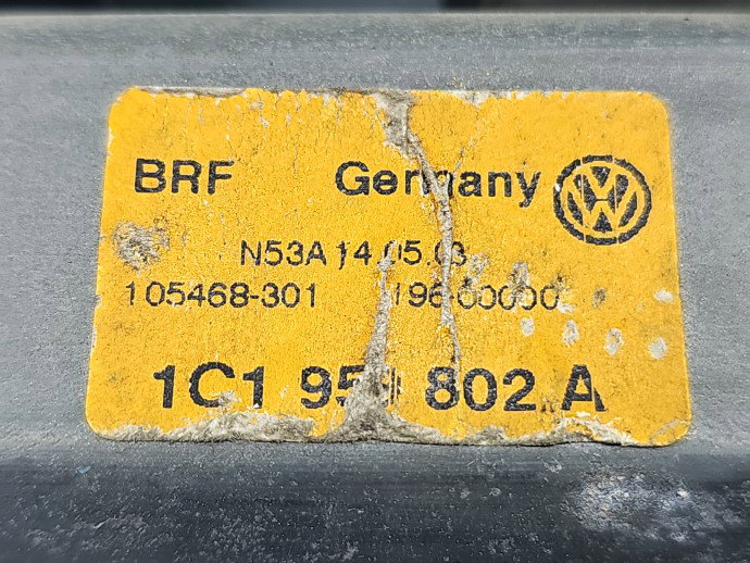 Motoras geam dreapta fata Volkswagen Golf 4 Variant (1J5) [Fabr 1999-2005] 1C1959802A