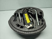 Set cric si cheie Volkswagen Golf 7 (5G) [Fabr 2014-prezent] OEM