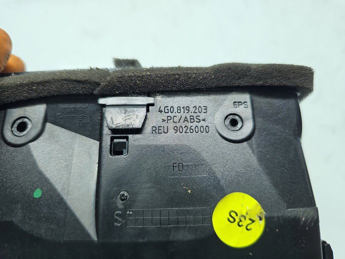 Grila aerisire spate AUDI A6 (4G2, C7) [Fabr 2012-2017] 4G0819203