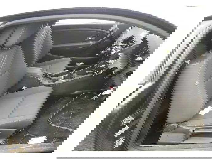 Scaun dreapta Renault Megane 3 Coupe 1.6 benz K4M OEM 2010-2015