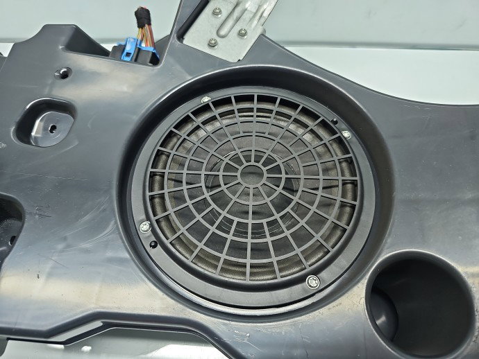 Subwoofer AUDI A3 (8P1) [Fabr 2003-2012] 8P4035382D