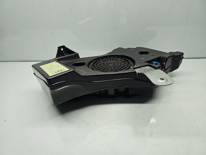 Subwoofer AUDI A3 (8P1) [Fabr 2003-2012] 8P4035382D