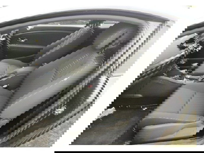 Scaun stanga Renault Megane 3 Coupe 1.6 benz K4M OEM 2010-2015