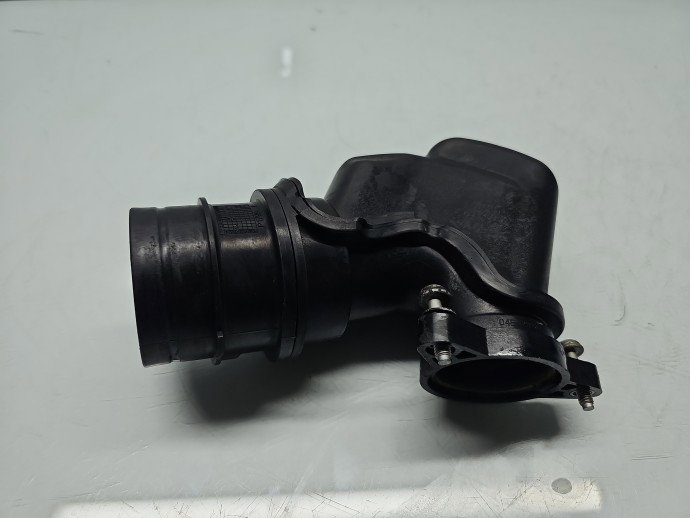 Rezonator turbo Volkswagen Golf 7 (5G) [Fabr 2014-prezent] Hatchback 04E129656