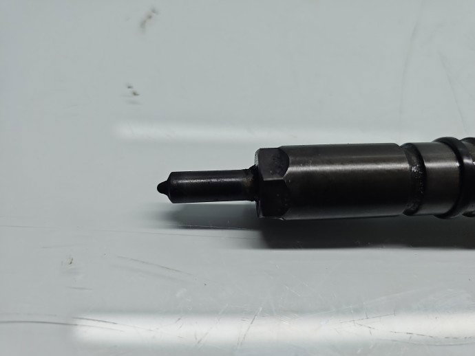 Injector Opel Astra H Hatchback [Fabr 2004-2009] 0445110175
