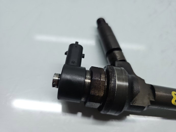 Injector Opel Astra H Hatchback [Fabr 2004-2009] 0445110175