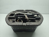 Set cric si cheie Skoda Roomster Praktik (5J) [Fabr 2006-2015] OEM
