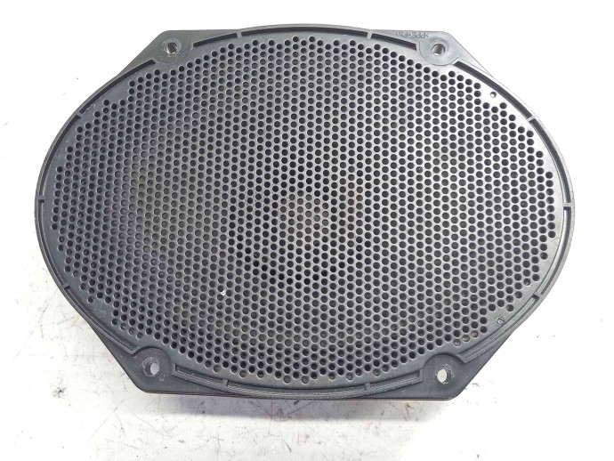 Boxa dreapta fata OEM Ford Fiesta 5 [Fabr 2001-2010] 1.3