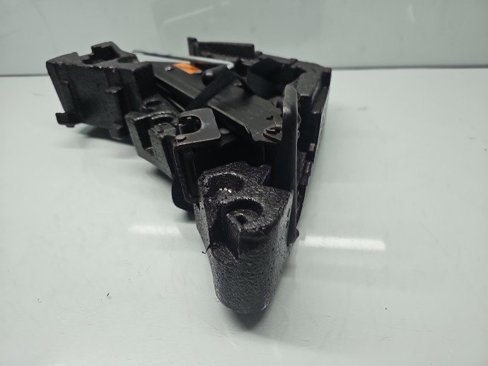 Set cric si cheie Volkswagen Touareg (7LA, 7L6) [Fabr 2003-2010] OEM
