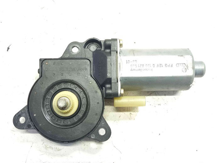 Motoras geam dreapta fata 0130821939 Ford Fiesta 5 [Fabr 2001-2010] 1.3