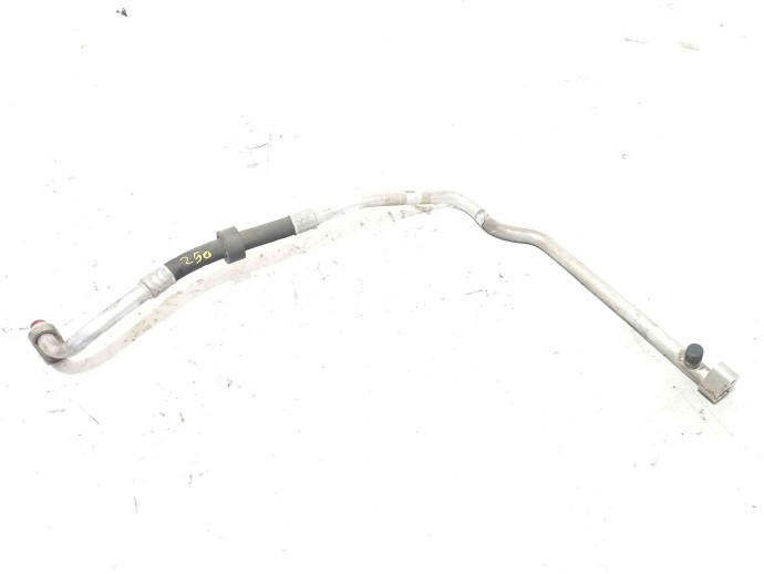 Conducta AC OEM Mercedes Clasa ML (W164) [Fabr 2005-2012] 3.0 CDI