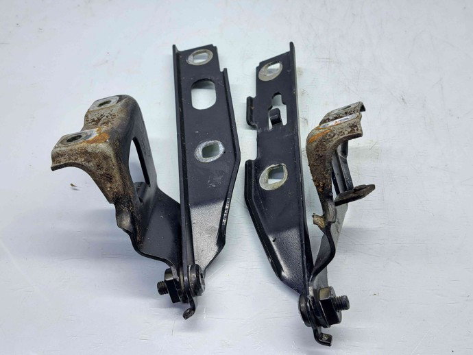 Set balamale capota Audi A4 (8K2, B8) [Fabr 2008-2015] 8K0823301D | 8K0823302D