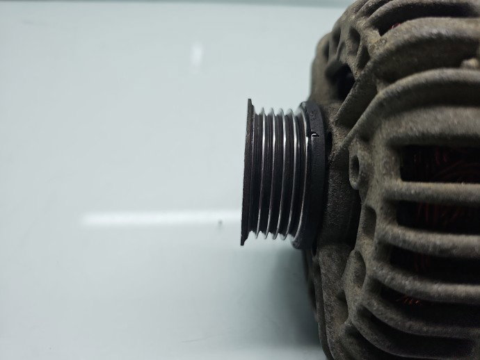 Alternator Opel Corsa C (F08, F68) [Fabr 2000-2005] 55556068 1.2 Benz Z12XEP 59KW / 80CP