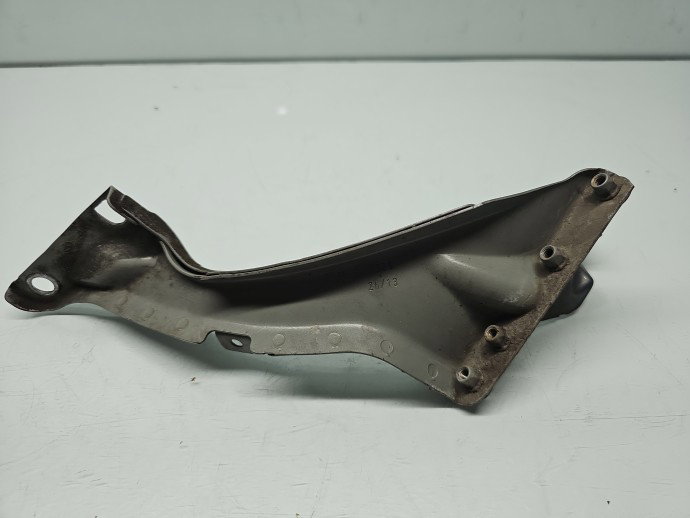 Suport far dreapta AUDI A6 (4G2, C7) [Fabr 2012-2017] Sedan Quattro 4G0821136A