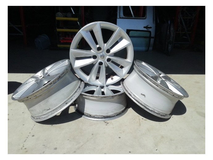 Jante aliaj Renault 5x114.3 R17 ET49