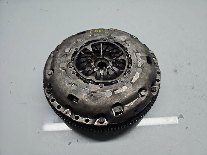 Kit ambreiaj volanta masa dubla AUDI A3 (8P1) [Fabr 2003-2012] 2.0 TDI CBBB OEM 125KW / 170CP