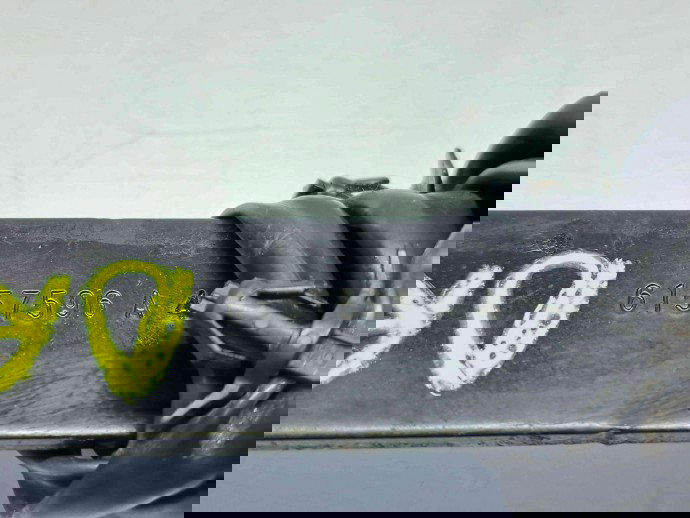  Capsa centura dreapta fata Nissan Juke [Fabr 2010-2014] Hatchback 6157596A