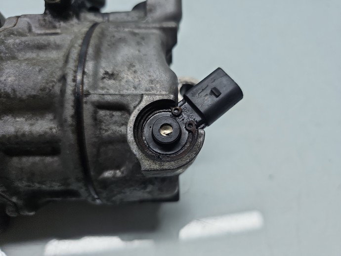 Compresor clima AUDI A3 (8P1) [Fabr 2003-2012] 5N0820803 2.0 TDI CBBB 125KW / 170CP