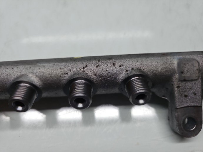 Rampa injectoare AUDI A3 (8P1) [Fabr 2003-2012] 03L130089 2.0 TDI CBBB 125KW / 170CP
