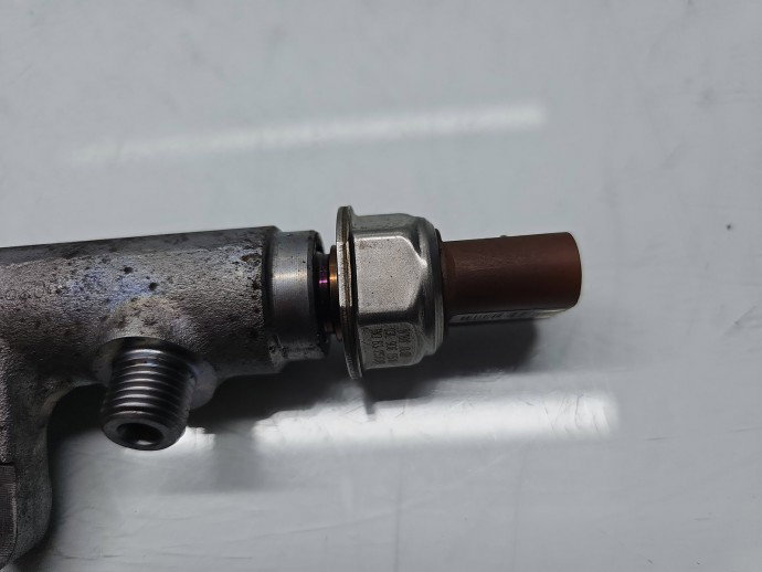 Rampa injectoare Volkswagen Passat B6 (3C2) [Fabr 2005-2010] 03L130089 2.0 TDI CBBB 125KW / 170CP