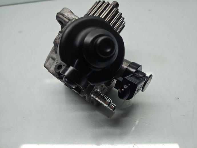 Pompa inalta presiune AUDI A4 (8K2, B8) [Fabr 2008-2015] 03L130755, 0445010507 2.0 TDI CBBB 125KW / 170CP
