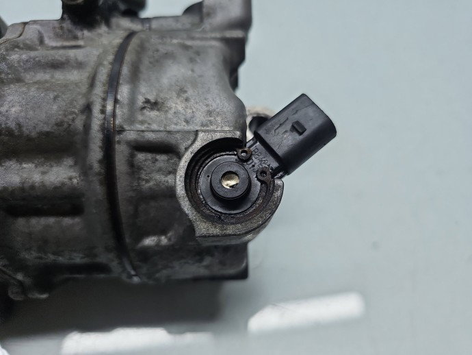 Compresor clima Volkswagen Tiguan (5N) [Fabr 2007-2016] 5N0820803 2.0 TDI CBBB 125KW / 170CP