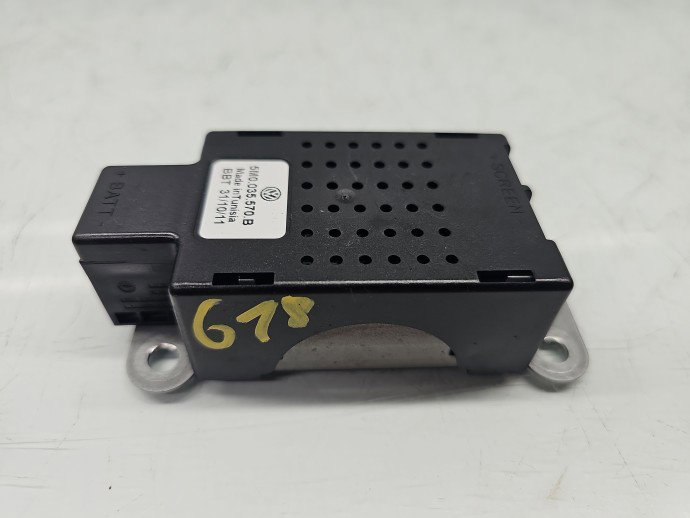 Amplificator antena Volkswagen Golf 6 (5K1) [Fabr 2009-2013] 5M0035570B