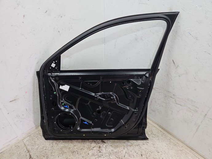 Usa dreapta fata Volkswagen Touareg (7LA, 7L6) [Fabr 2003-2010] R-line LC9Z