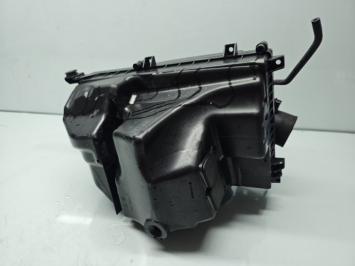 Carcasa filtru aer Volvo S60 II [Fabr 2010-2018] 31274475 1.6 D4162T 84KW / 115CP
