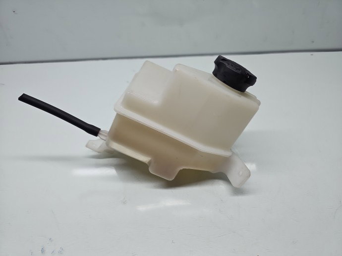 Vas expansiune KIA Ceed (JD) [Fabr 2012-2018] Sedan 25430-A2000