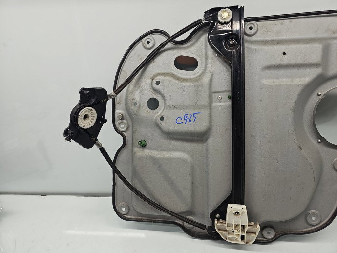 Macara electrica geam stanga spate Volkswagen Touran (1T3) [Fabr 2010-2015] 1T0839729Q