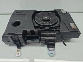 Subwoofer LAND ROVER Range Rover Evoque [Fabr 2011-2018] BJ32-18808-EB