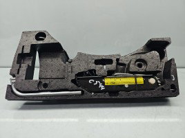 Set cric si cheie Volkswagen Passat B7 (362) [Fabr 2010-2014] 3C5012115D