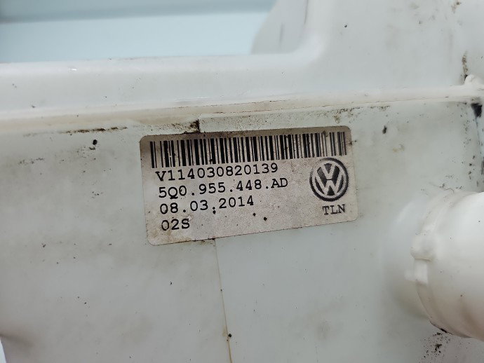 Vas lichid parbriz Seat Leon (5F1) [Fabr 2012-2018] 5Q0955448AD