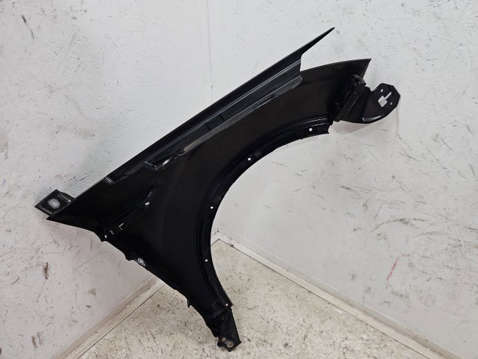 Aripa stanga fata Ford Kuga I [Fabr 2008-2012] SUV PANTHER BLACK