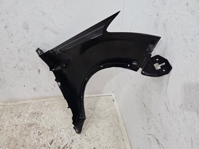Aripa stanga fata Ford Kuga I [Fabr 2008-2012] SUV PANTHER BLACK