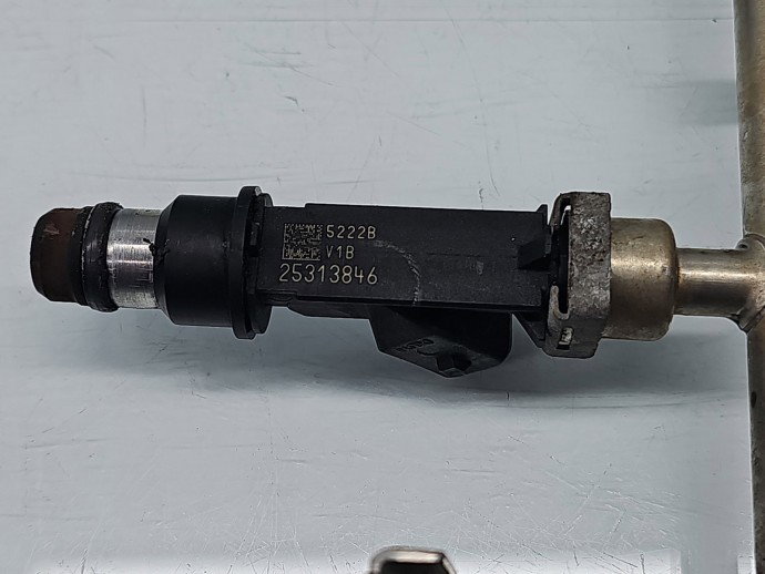 Rampa injectoare Opel Astra G [Fabr 1998-2004] 25313846 1.6 Benz Z16XE 74KW / 101CP