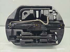 Set cric si cheie Renault Megane 4 [Fabr 2015-prezent] 997504622R