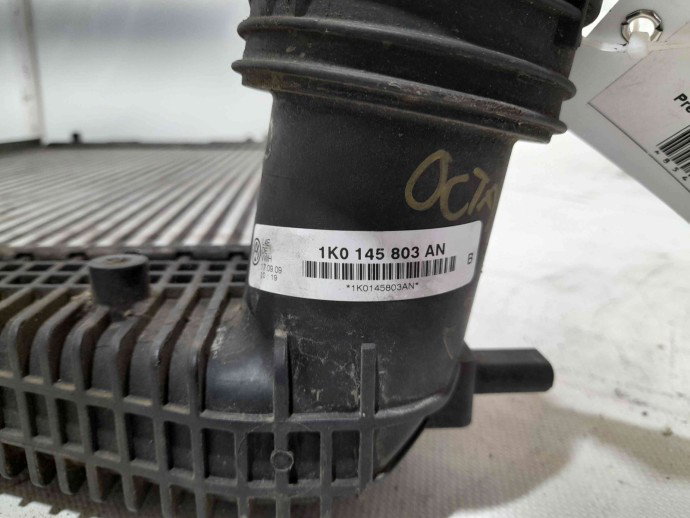 Radiator intercooler 1K0145803AN Skoda Octavia 2 (1Z3) [Fabr 2004-2013] 1.9 BXE