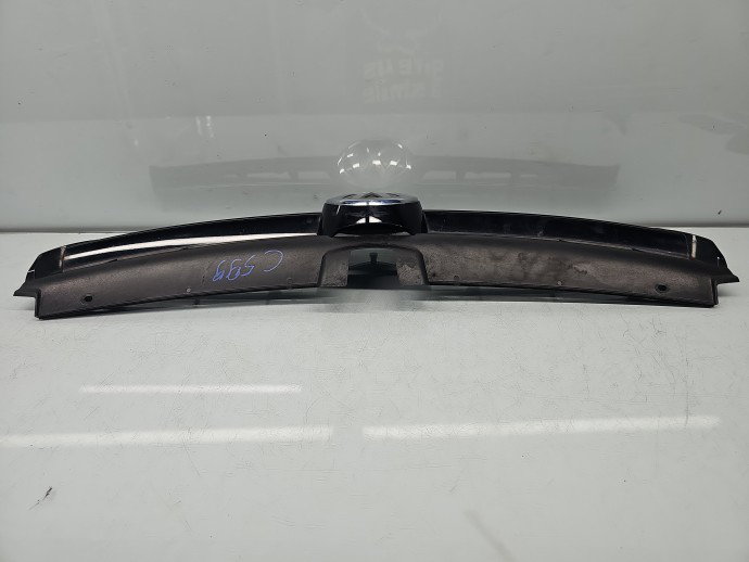 Grila bara fata Volkswagen Golf 7 (5G) [Fabr 2014-prezent] Hatchback 5G0853653C