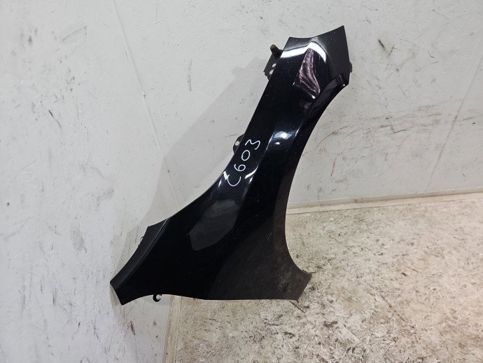 Aripa dreapta fata Volvo S60 II [Fabr 2010-2018] Sedan Facelift, R-Design BLACK SAPPHIRE
