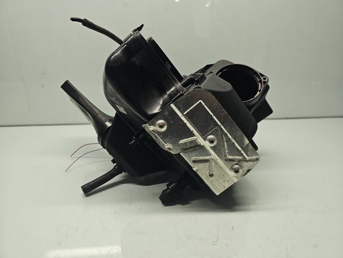 Carcasa filtru aer AUDI Q5 (8RB) [Fabr 2008-2016] 8K0133835BM 2.0 TDI CGLC 130KW / 177CP