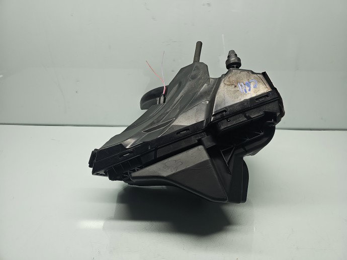 Carcasa filtru aer AUDI Q5 (8RB) [Fabr 2008-2016] 8K0133835BM 2.0 TDI CGLC 130KW / 177CP