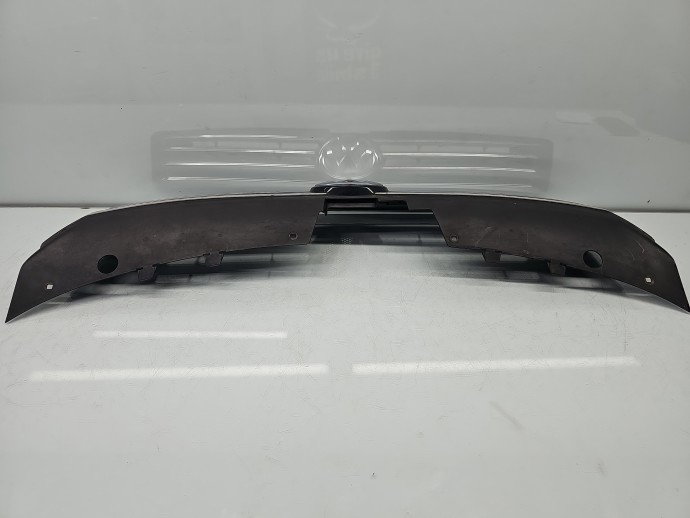 Grila bara fata Volkswagen Passat B7 (362) [Fabr 2010-2014] Sedan 3AA853653