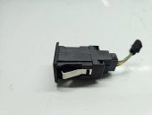 Conector auxiliar USB Volkswagen Golf 6 (5K1) [Fabr 2009-2013] 5M0035724