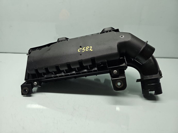 Carcasa filtru aer PEUGEOT 2008 [Fabr 2013-prezent] 9812735680 1.2 Benz B12XHL 96KW / 130CP