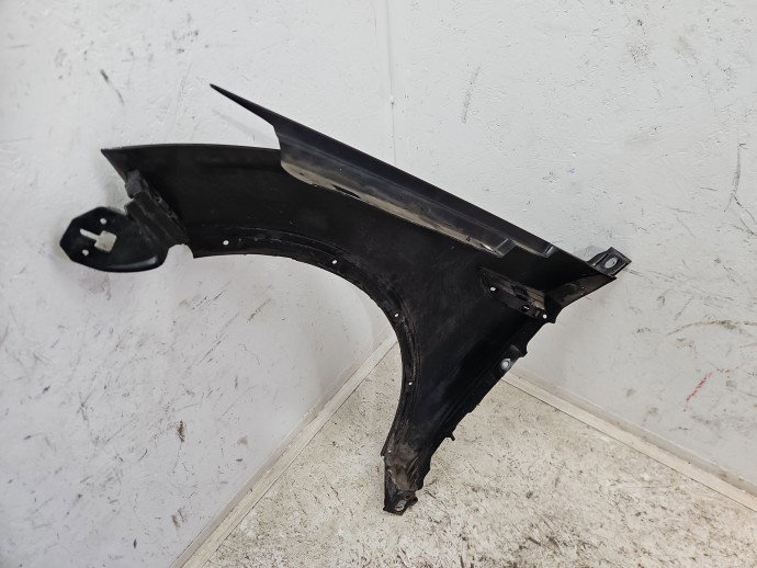 Aripa dreapta fata Ford Kuga I [Fabr 2008-2012] SUV PANTHER BLACK