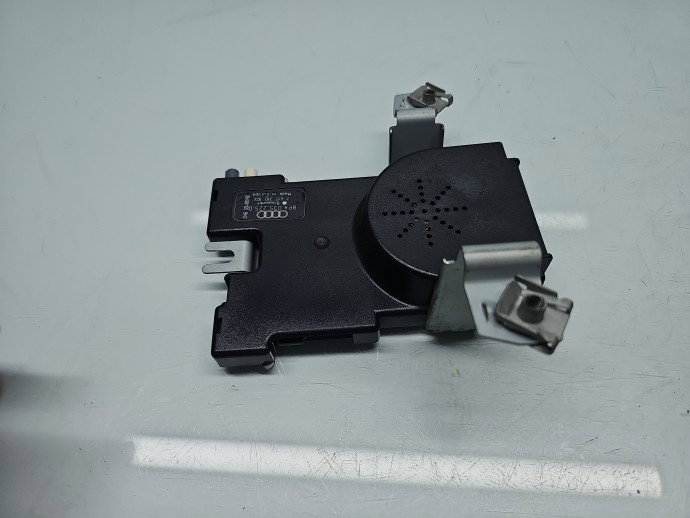 Amplificator antena AUDI A3 (8P1) [Fabr 2003-2012] 8P4035225D