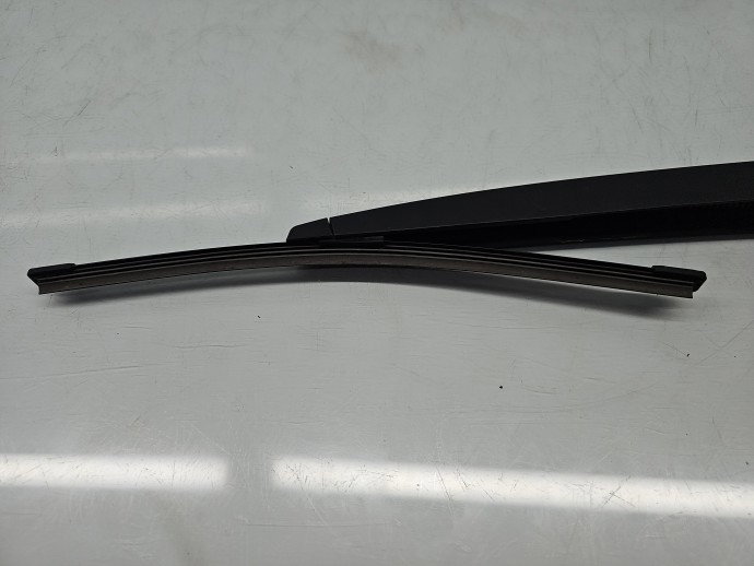 Brat stergator haion Volkswagen Golf 7 (5G) [Fabr 2014-prezent] OEM